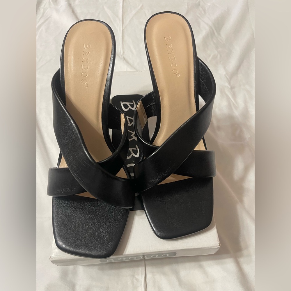 BAMBOO Women's Elegant Black Sandals